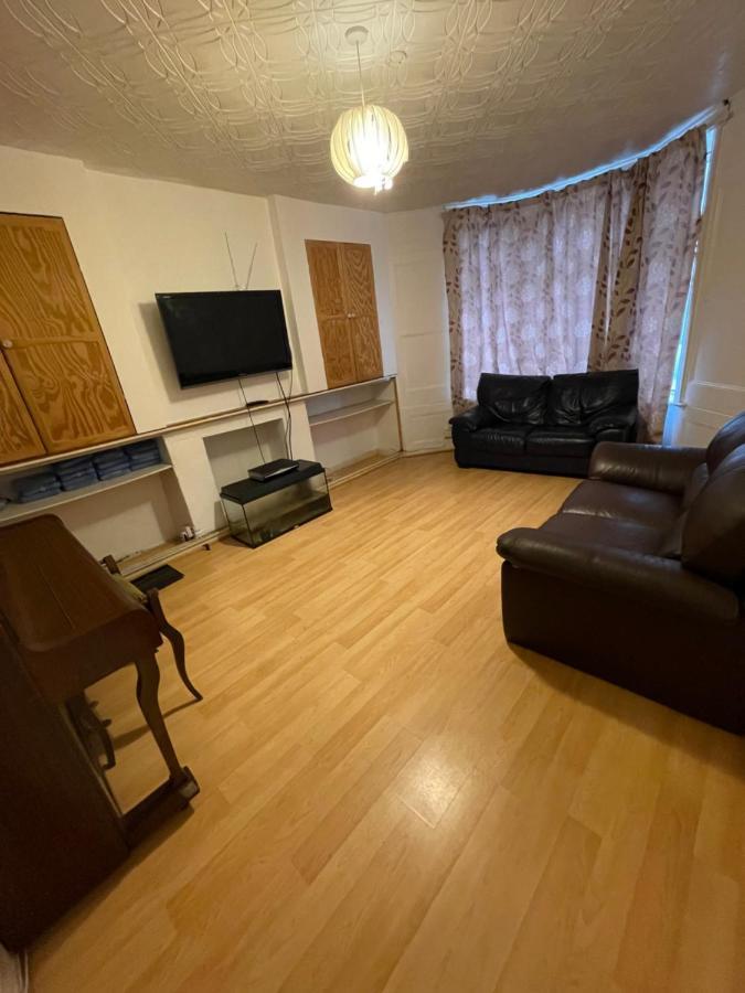 ロンドンElmdene Roadアパートメント エクステリア 写真